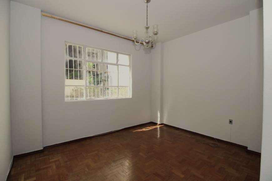 Apartamento, Centro, 2 Quartos, 0 Vaga