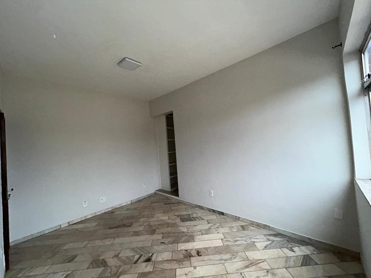 Apartamento, Centro, 2 Quartos, 0 Vaga