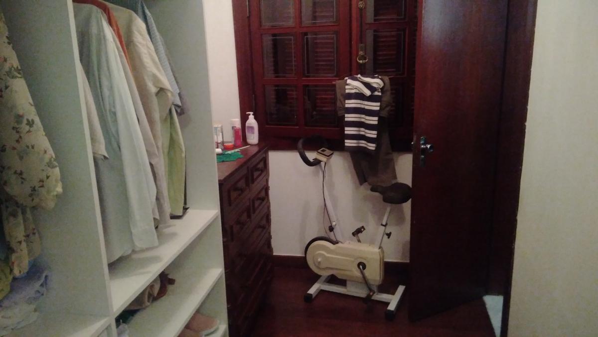 Casa, Floramar, 4 Quartos, 5 Vagas, 2 Suítes