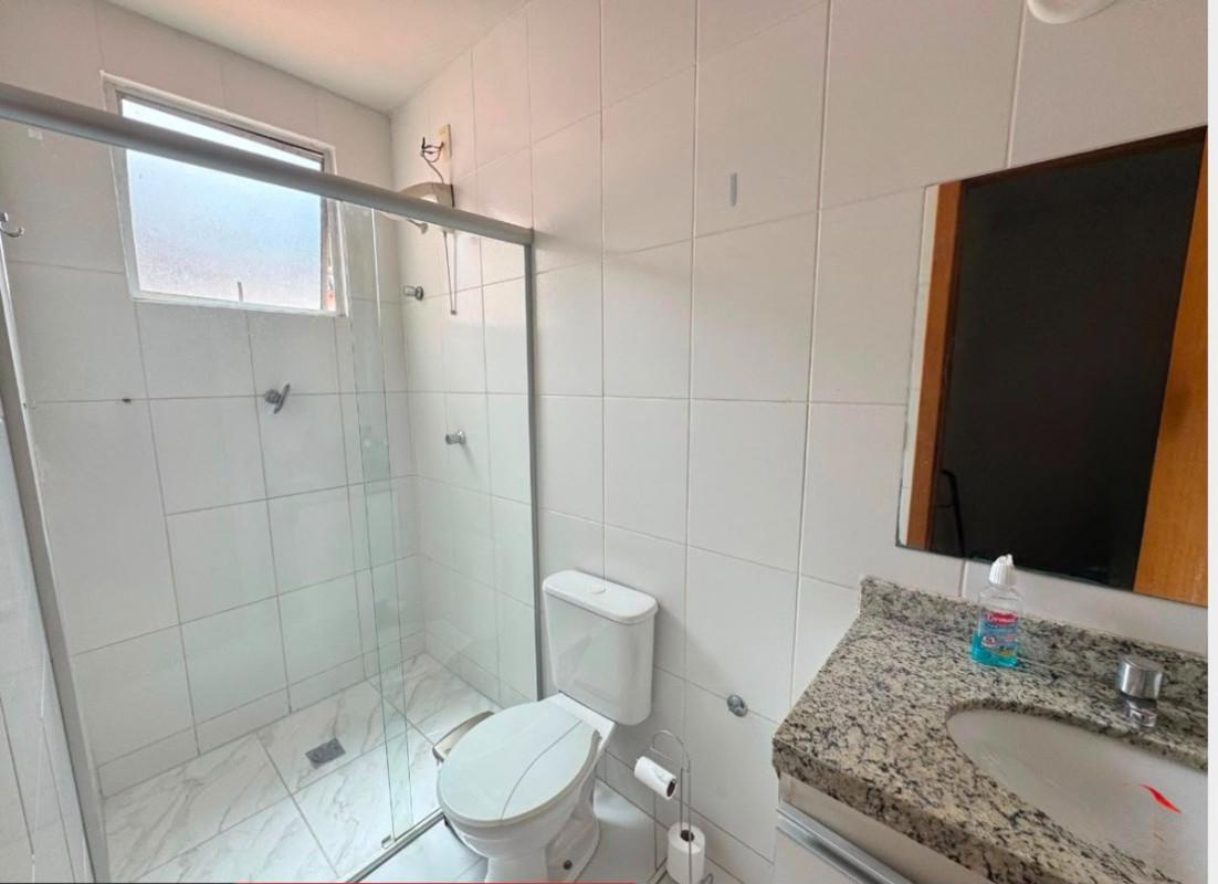 Casa, Coqueiros, 3 Quartos, 2 Vagas, 1 Suíte