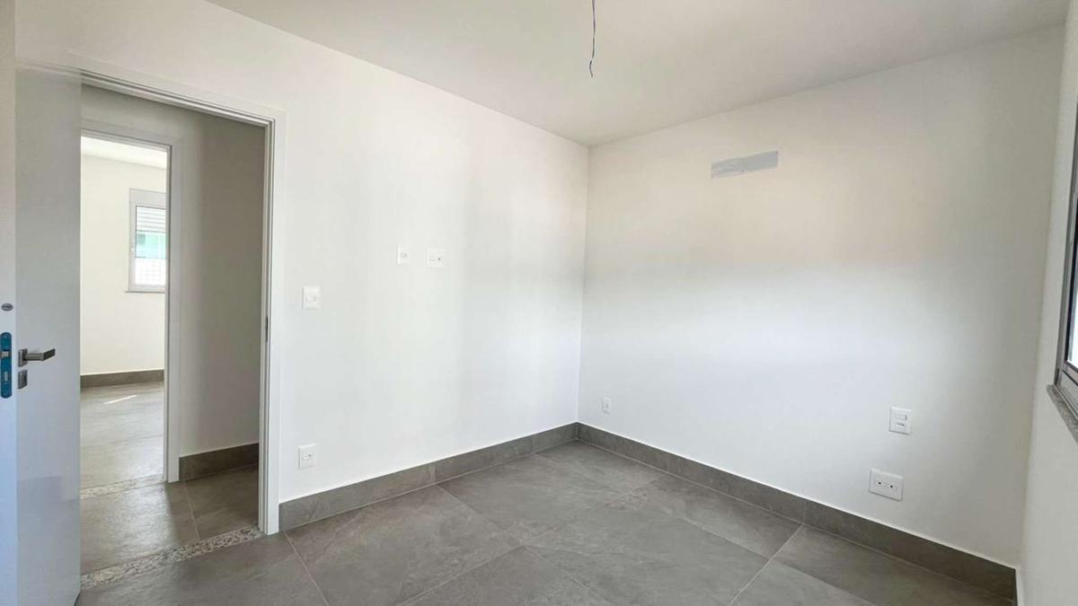 Apartamento, Castelo, 4 Quartos, 3 Vagas, 2 Suítes