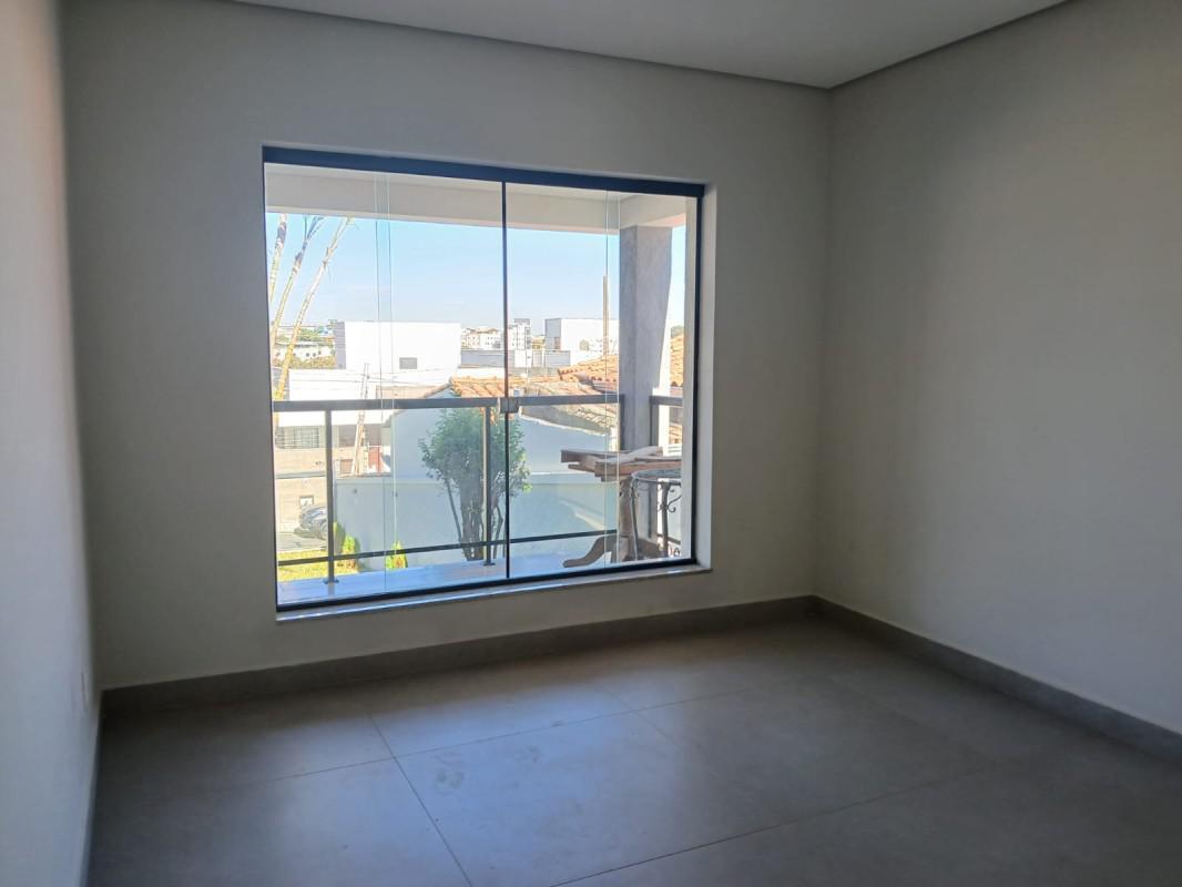Casa, Itapoã, 3 Quartos, 4 Vagas, 1 Suíte