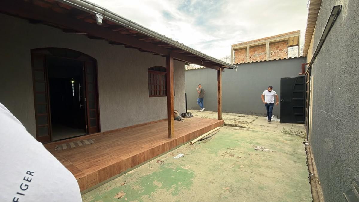 Casa, Dumaville, 2 Quartos, 8 Vagas