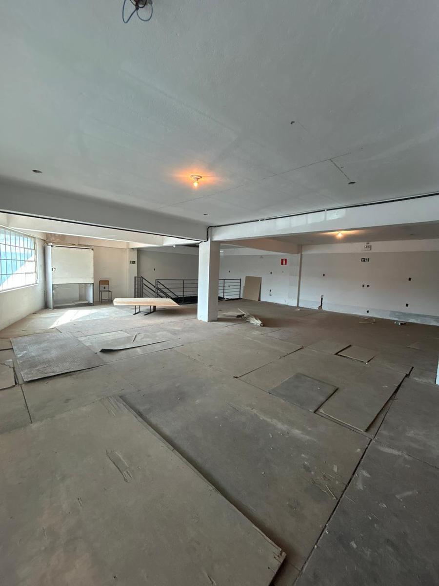 Galpão, Santa Terezinha, 0 Quarto, 5 Vagas