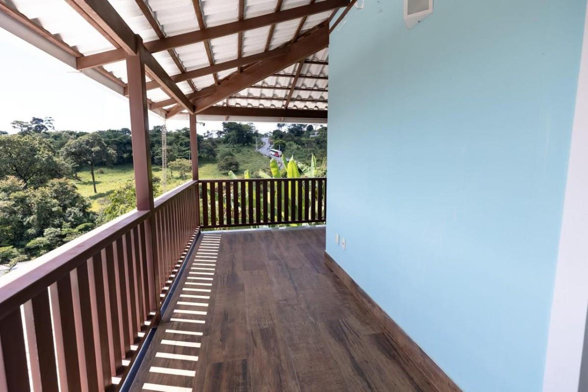 Casa, Icaivera, 4 Quartos, 2 Vagas, 1 Suíte