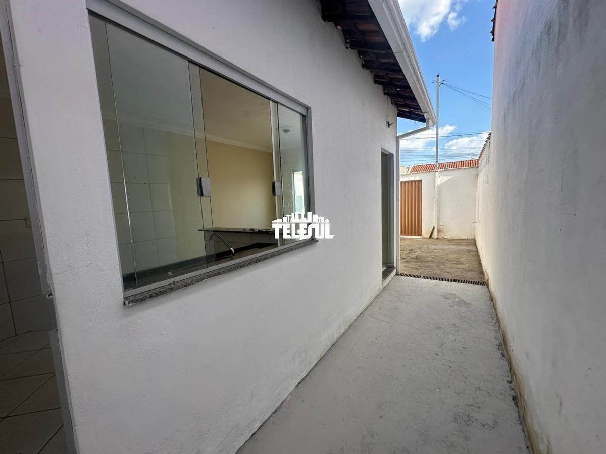 Casa, Nova Varginha, 2 Quartos, 0 Vaga