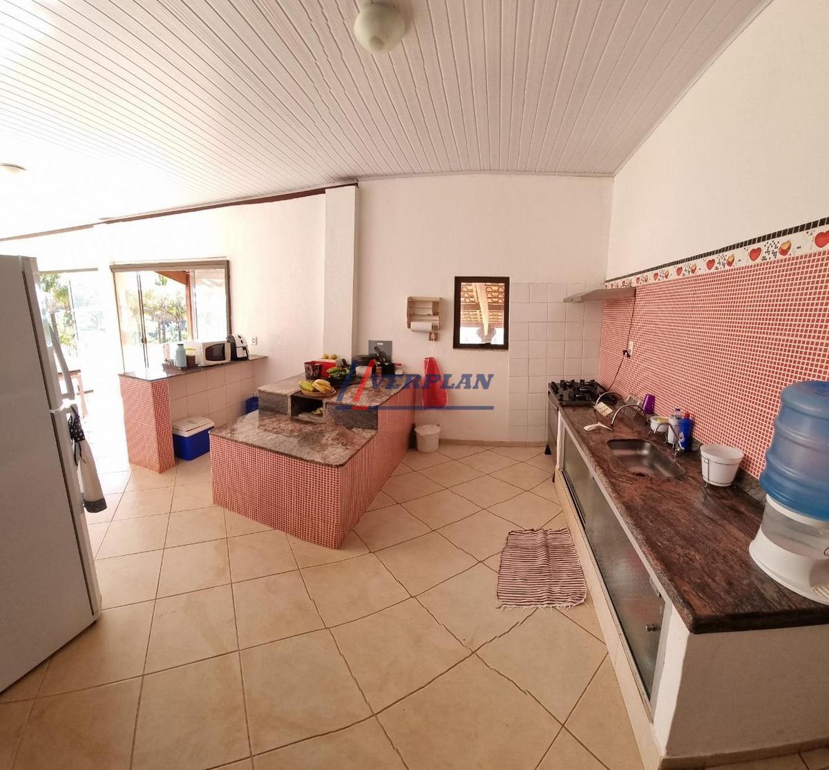 Rural, Centro, 6 Quartos, 4 Vagas, 3 Suítes