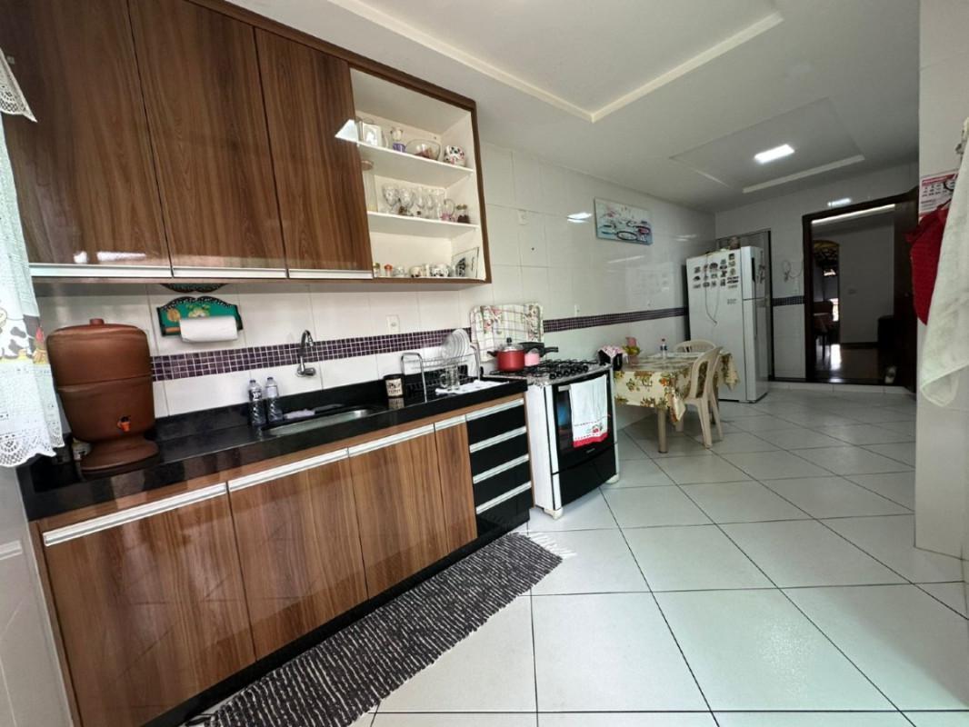 Casa, Teixeira Dias (barreiro), 3 Quartos, 2 Vagas, 1 Suíte
