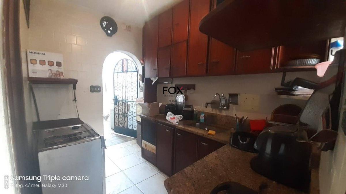 Casa, Funcionários, 4 Quartos, 2 Vagas