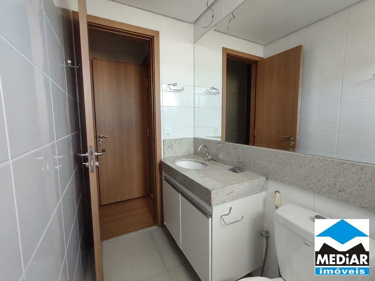 Apartamento, Floresta, 2 Quartos, 2 Vagas, 1 Suíte