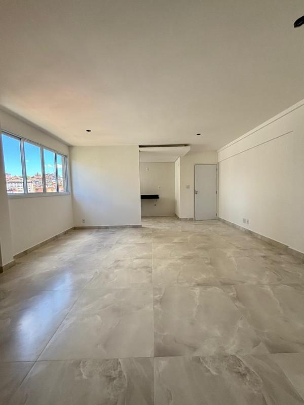 Apartamento, Sagrada Família, 2 Quartos, 2 Vagas, 1 Suíte