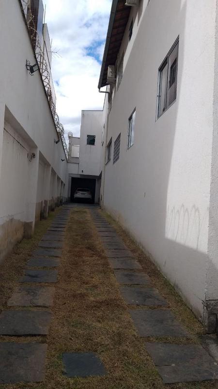 Apartamento, Carlos Prates, 10 Quartos, 9 Vagas, 3 Suítes