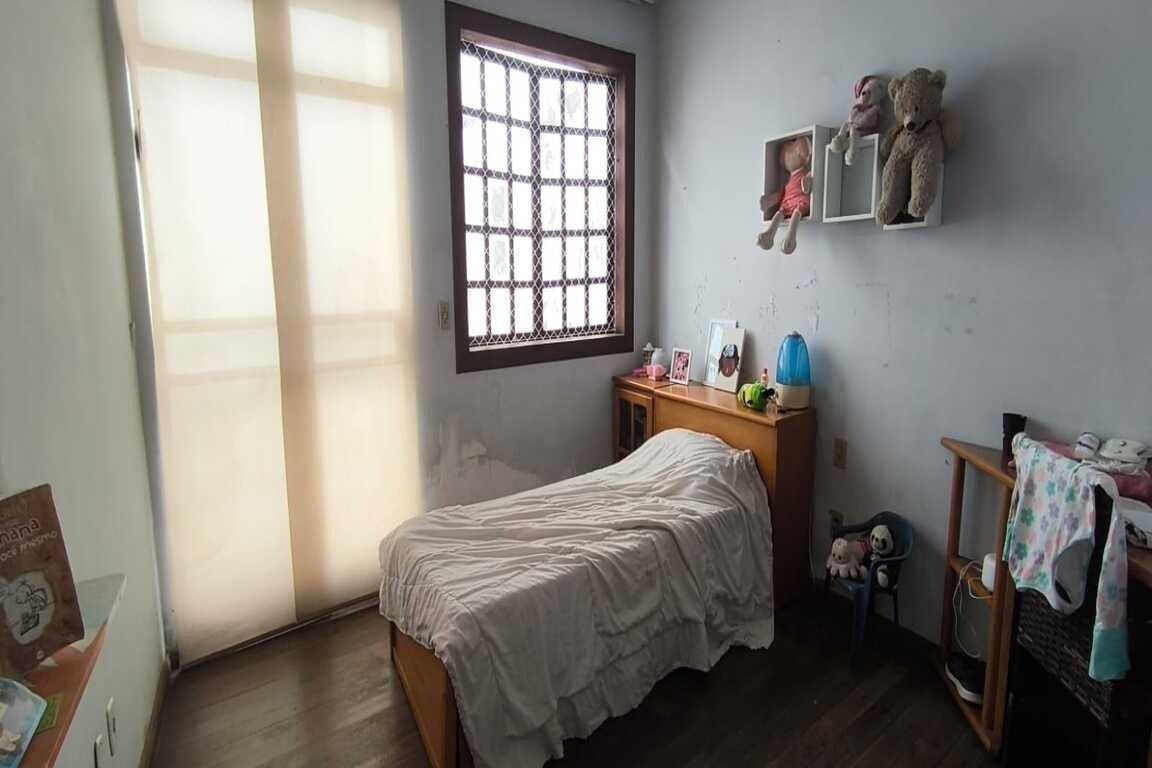 Casa, Santa Lúcia, 6 Quartos, 3 Vagas, 1 Suíte