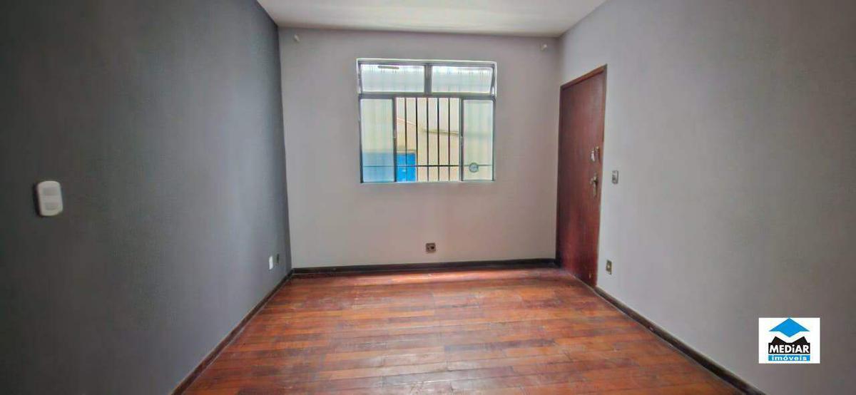 Apartamento, Cachoeirinha, 2 Quartos, 1 Vaga