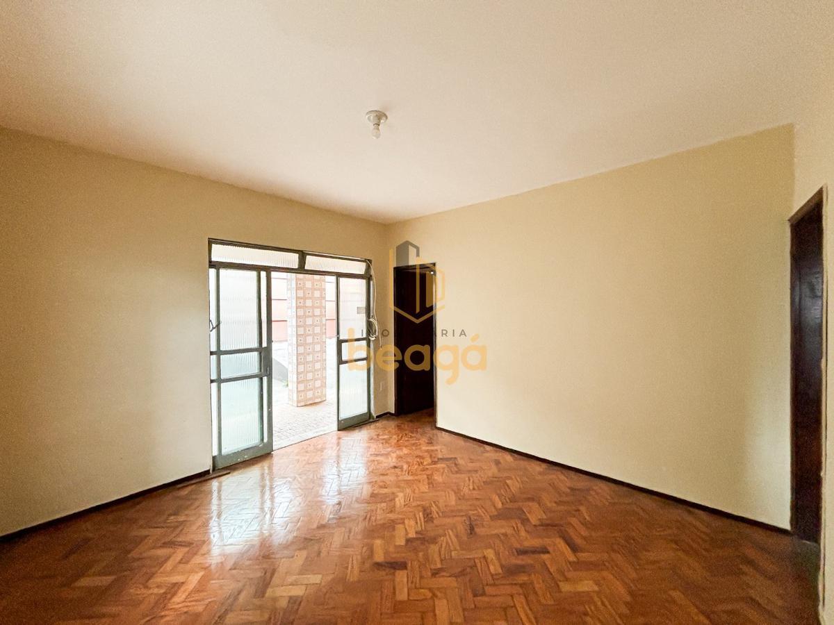 Casa, Glória, 2 Quartos, 1 Vaga