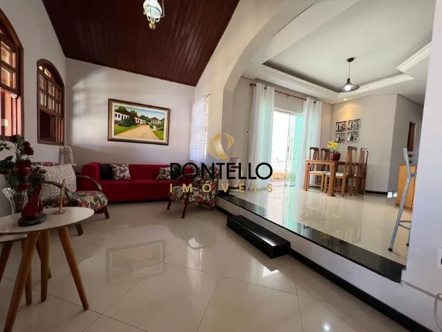 Casa, Planalto, 2 Quartos, 3 Vagas, 2 Suítes