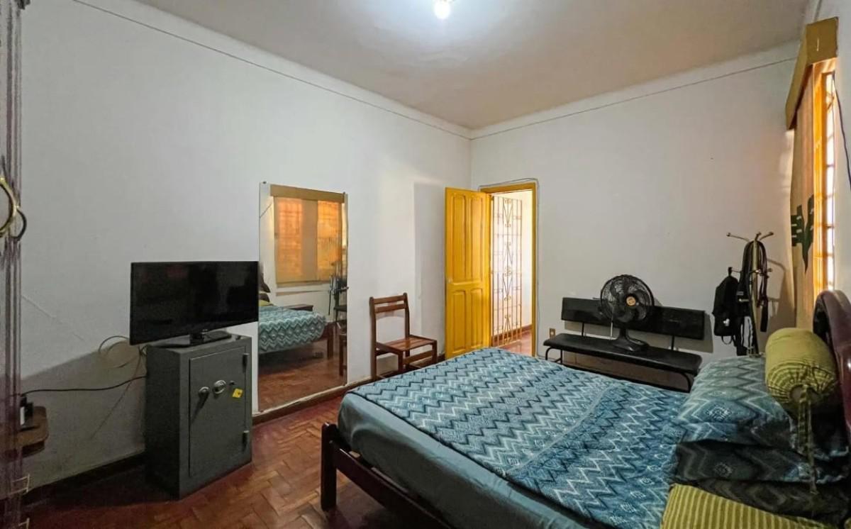 Casa, Sagrada Família, 2 Quartos, 3 Vagas, 2 Suítes