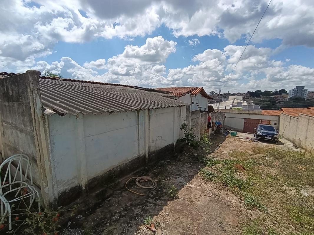 Lote, Bom Retiro, 0 Quarto, 0 Vaga