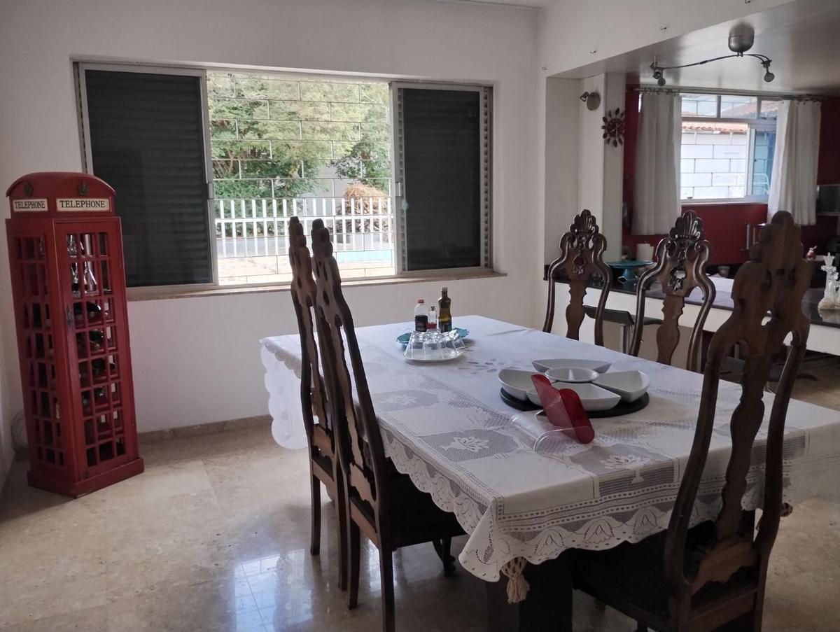 Casa, São José (pampulha), 4 Quartos, 7 Vagas, 4 Suítes