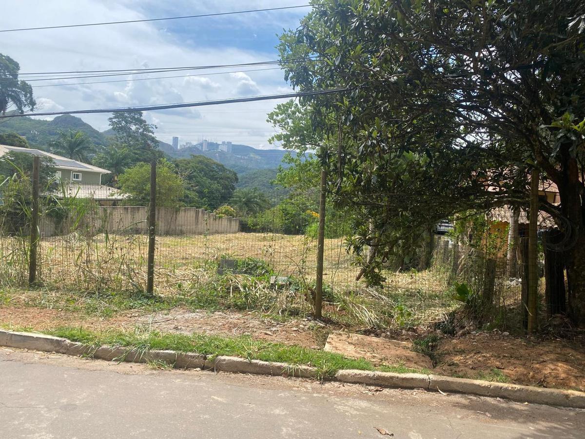 Lote, Jardim Canadá, 0 Quarto, 0 Vaga