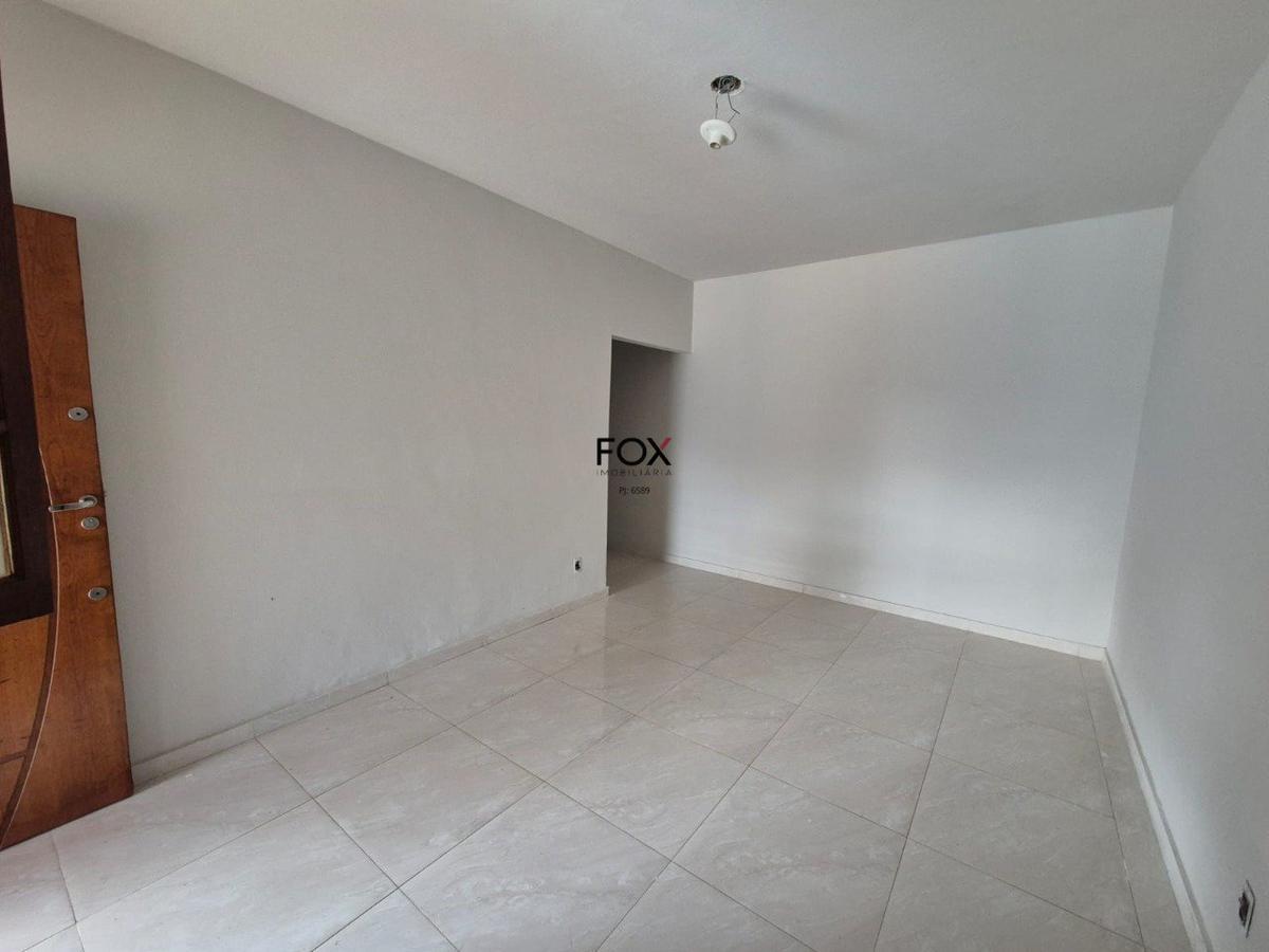 Casa, Alípio de Melo, 3 Quartos, 4 Vagas