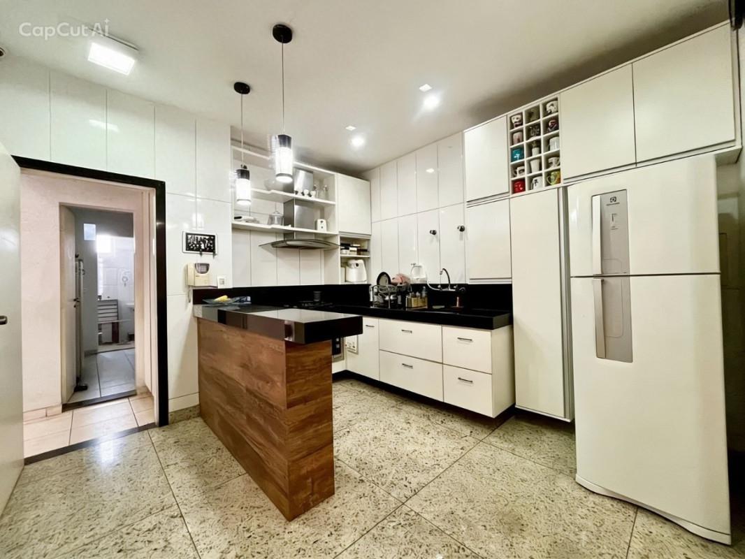 Casa, Paquetá, 3 Quartos, 4 Vagas, 1 Suíte