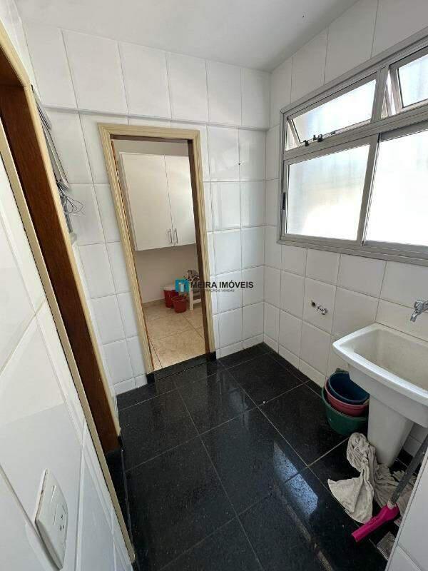 Apartamento, Funcionários, 4 Quartos, 2 Vagas, 1 Suíte