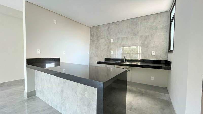 Apartamento, Castelo, 4 Quartos, 2 Vagas, 2 Suítes