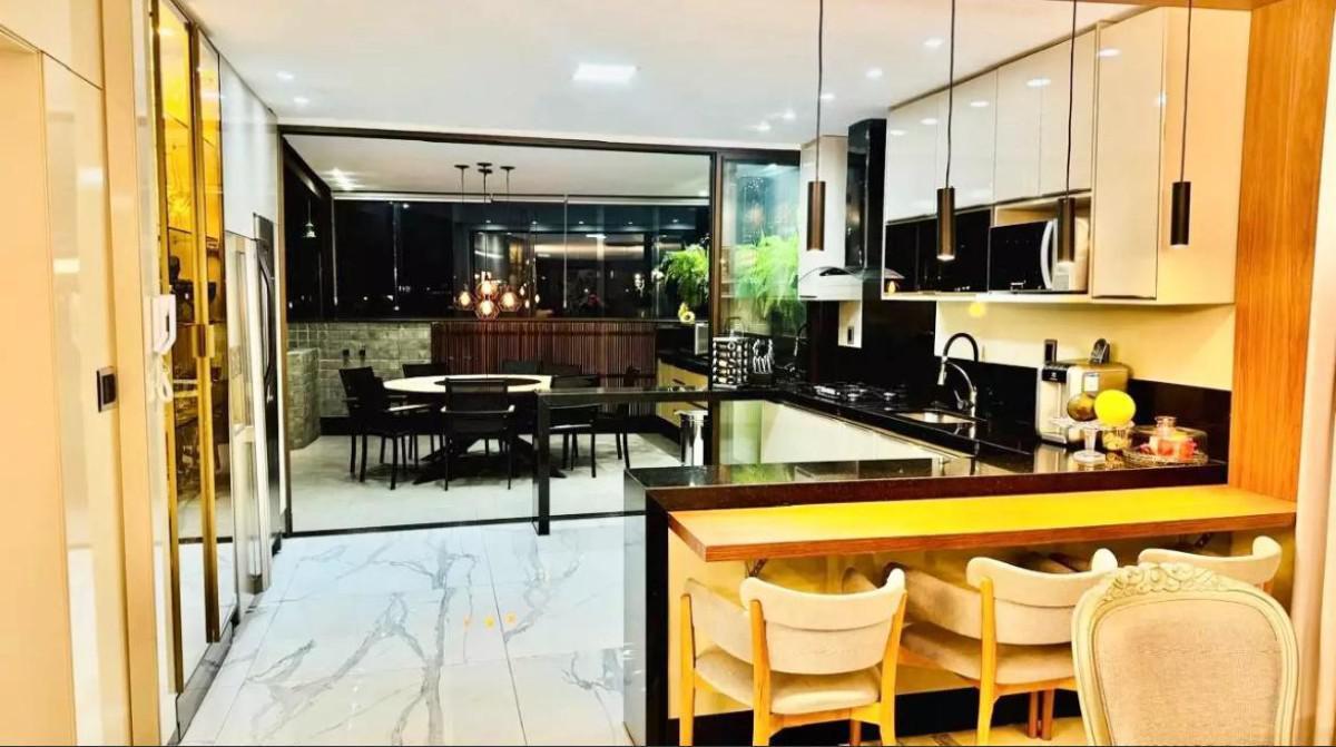 Apartamento, Centro, 3 Quartos, 4 Vagas, 3 Suítes