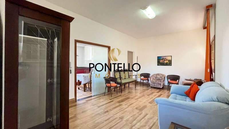 Apartamento, Floresta, 6 Quartos, 0 Vaga, 1 Suíte