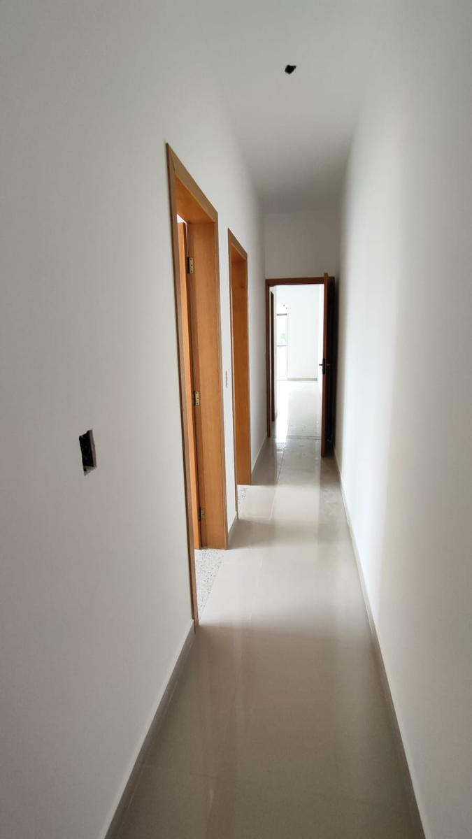 Casa, Vale das Orquídeas, 2 Quartos, 2 Vagas, 1 Suíte