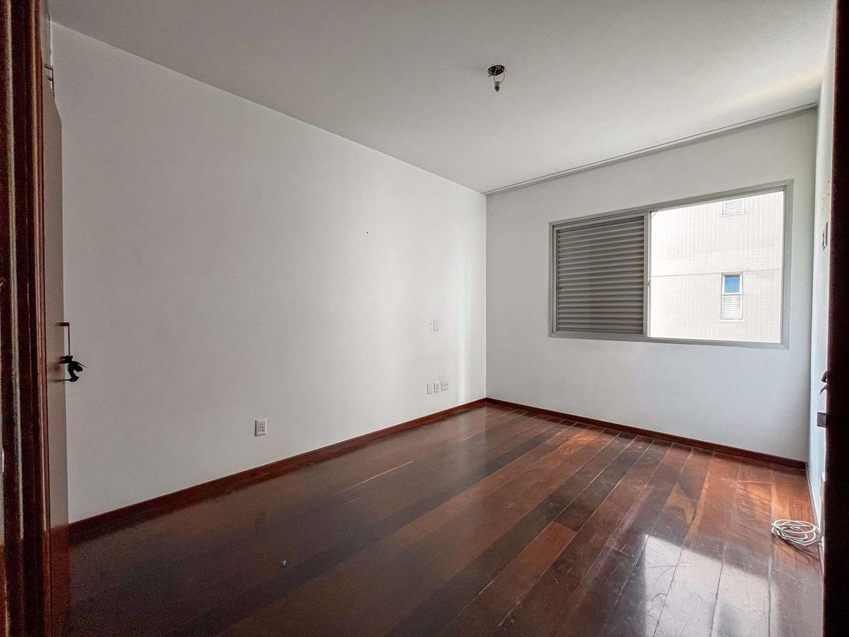Apartamento, Santo Agostinho, 4 Quartos, 2 Vagas, 1 Suíte