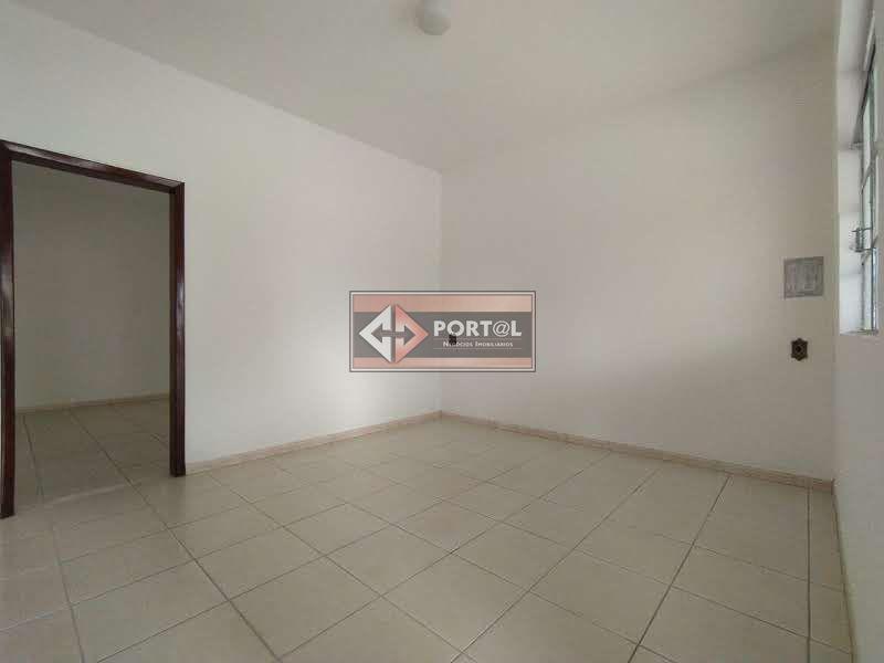 Casa, Parque São Pedro (venda Nova), 3 Quartos, 8 Vagas