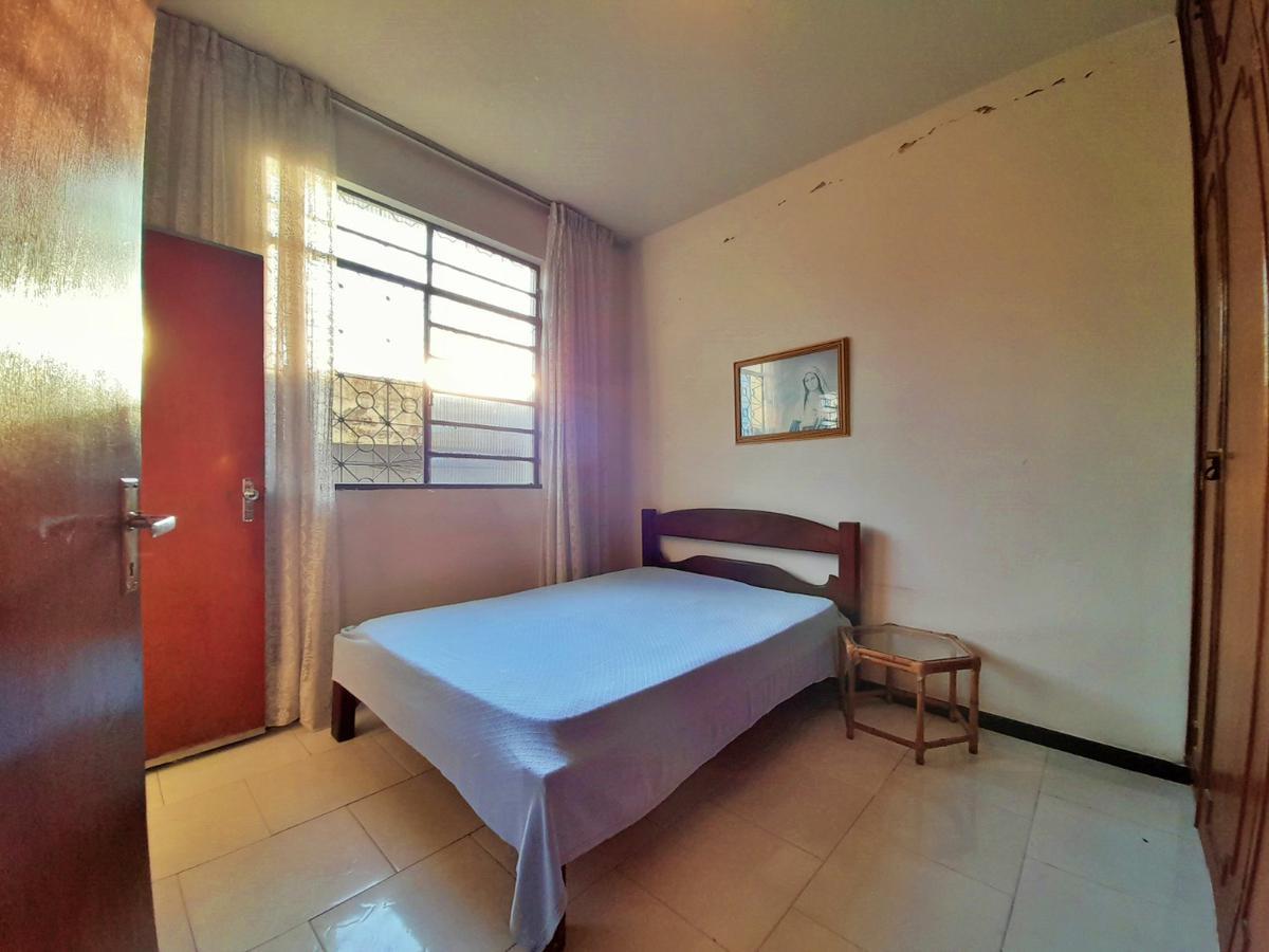 Casa, Caiçaras, 4 Quartos, 5 Vagas, 1 Suíte