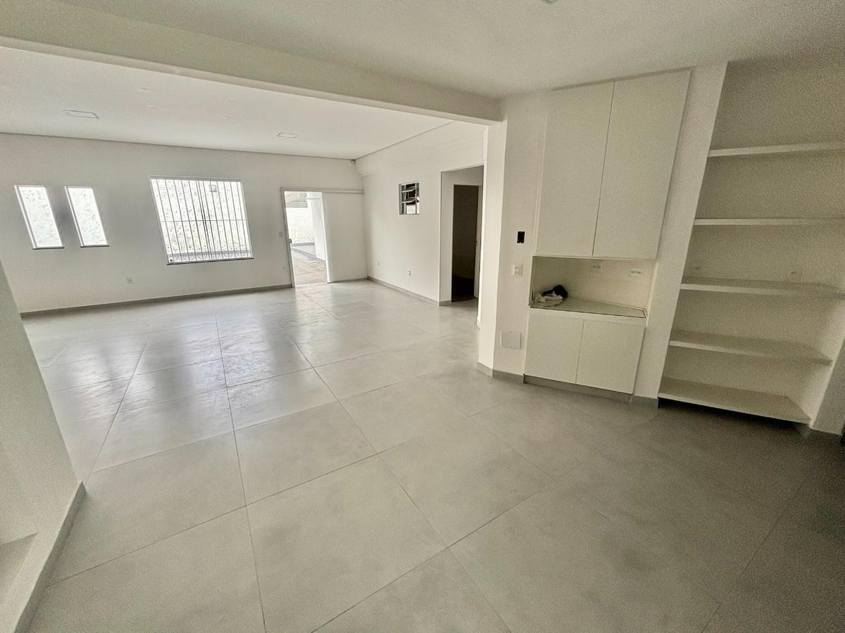 Andar, São José, 0 Quarto, 0 Vaga