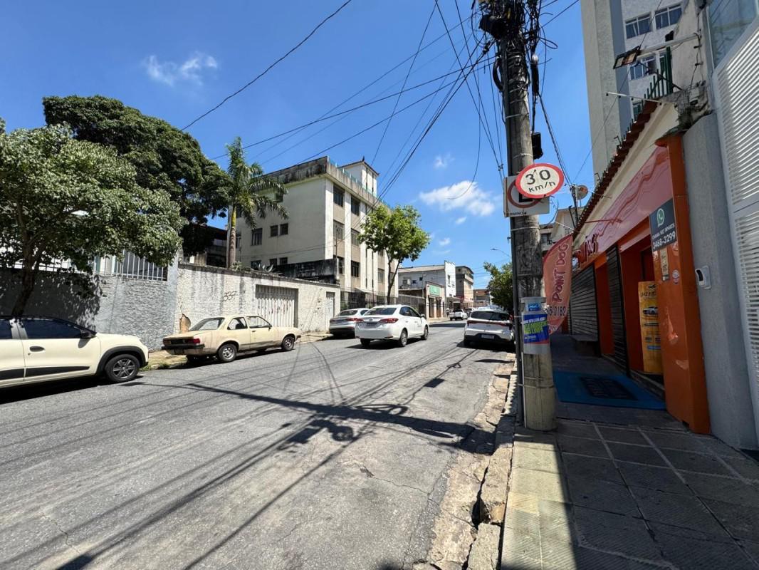 Andar, Sagrada Família, 0 Quarto, 0 Vaga