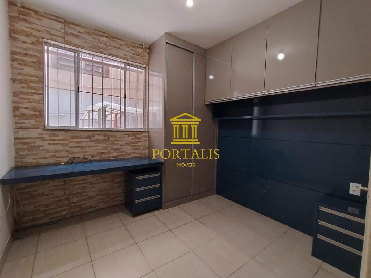 Apartamento, Floresta, 2 Quartos, 0 Vaga