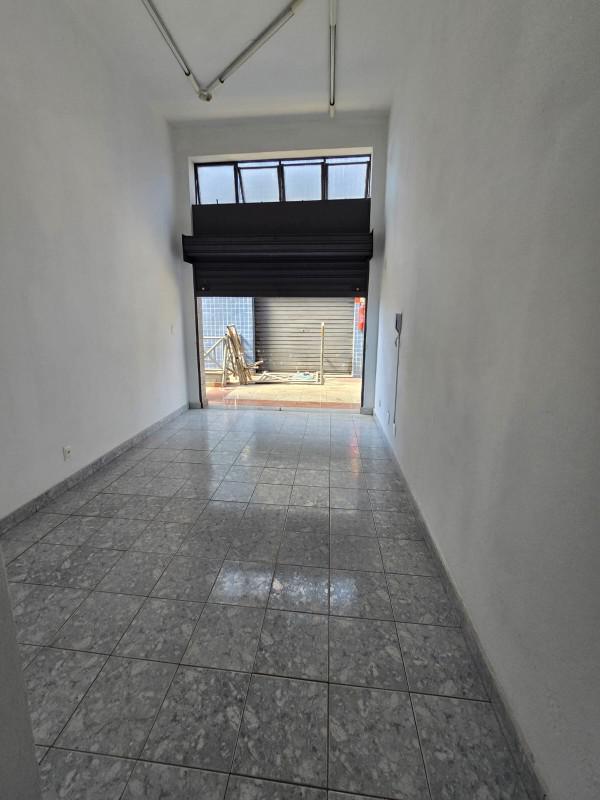 Andar, Serrano, 0 Quarto, 0 Vaga