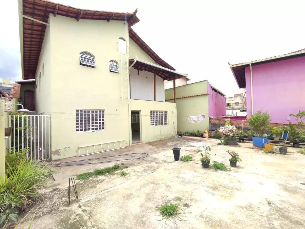 Casa, Tirol, 4 Quartos, 4 Vagas, 1 Suíte