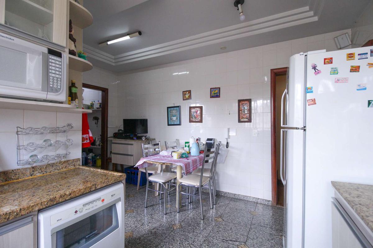 Apartamento, Fernão Dias, 3 Quartos, 1 Vaga, 2 Suítes