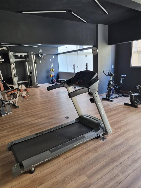 Cobertura, Funcionários, 4 Quartos, 2 Vagas, 1 Suíte