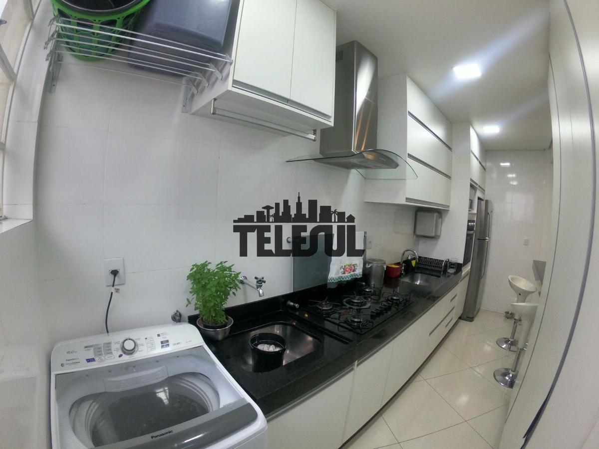 Apartamento, Centro, 2 Quartos, 0 Vaga