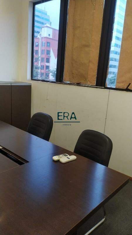 Sala, Savassi, 0 Quarto, 3 Vagas