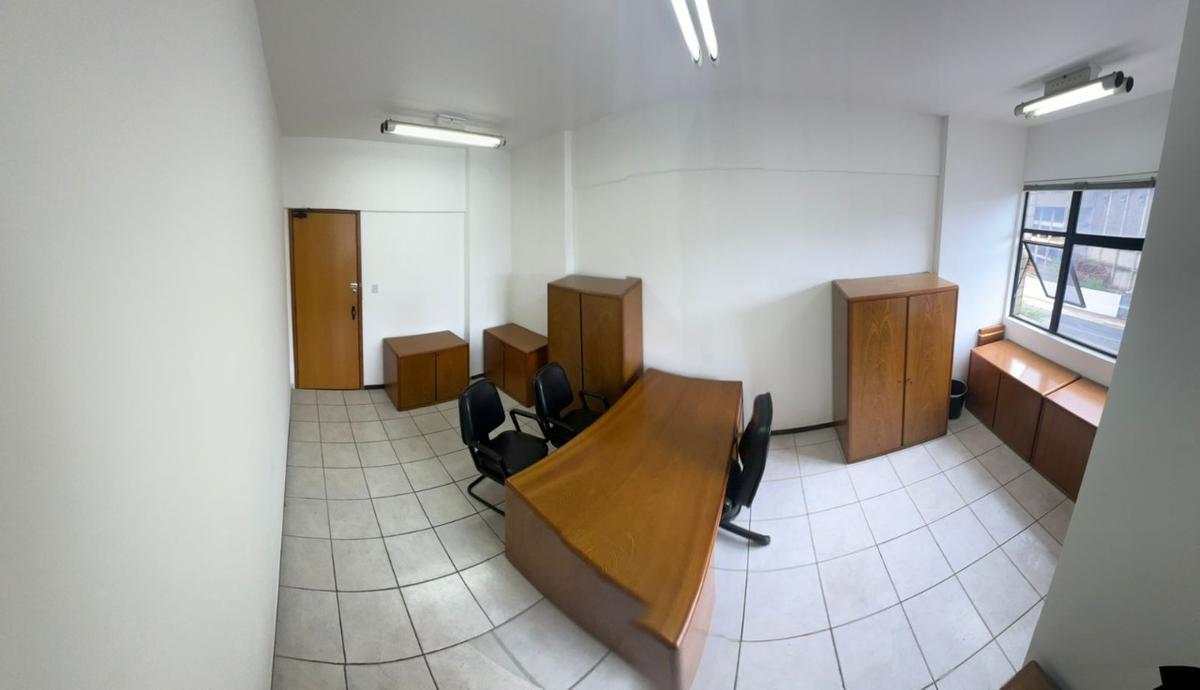 Sala, Estoril, 0 Quarto, 0 Vaga