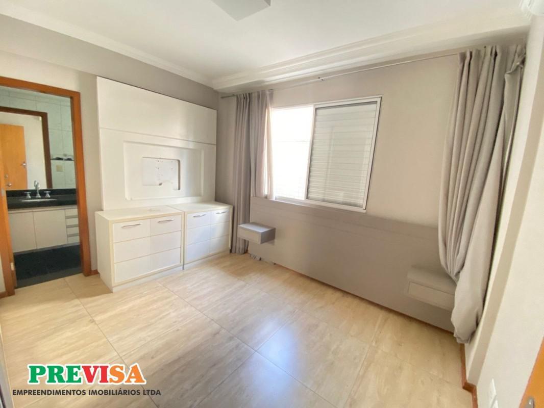 Apartamento, Sagrada Família, 3 Quartos, 3 Vagas, 1 Suíte