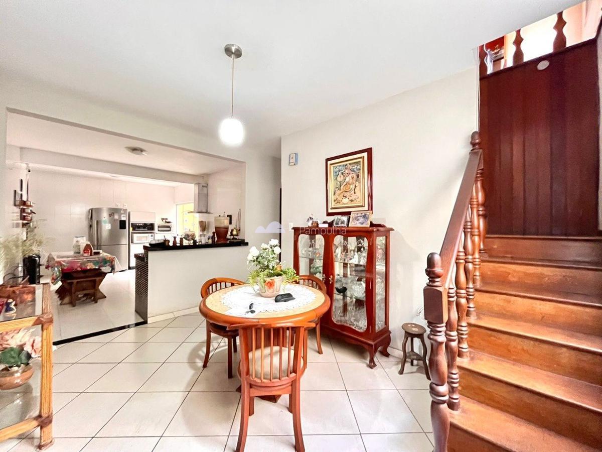 Casa, Liberdade, 5 Quartos, 4 Vagas, 2 Suítes