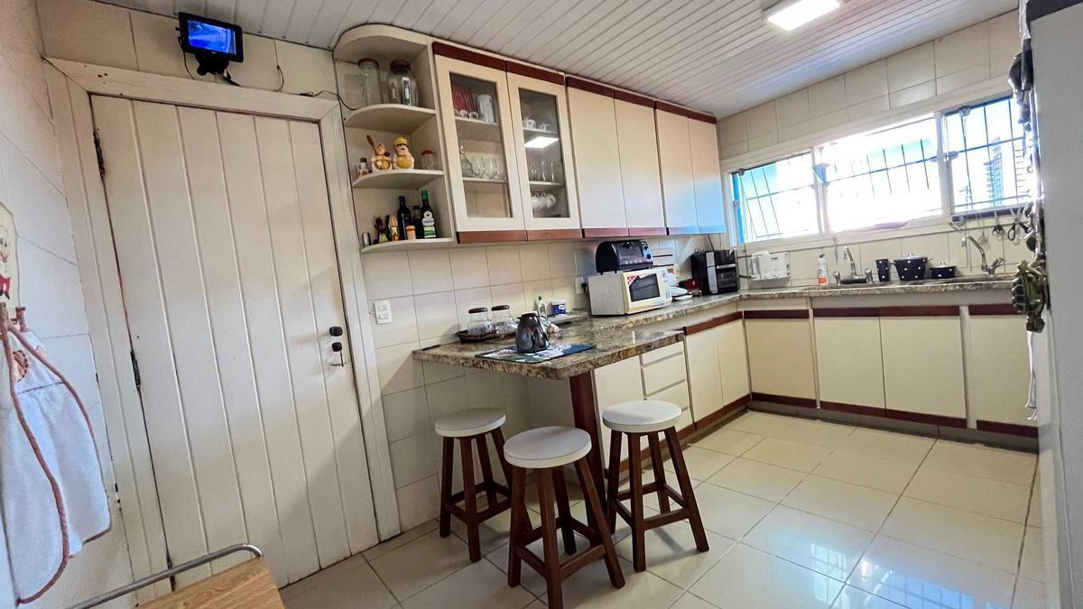 Casa, Santa Lúcia, 5 Quartos, 5 Vagas, 2 Suítes