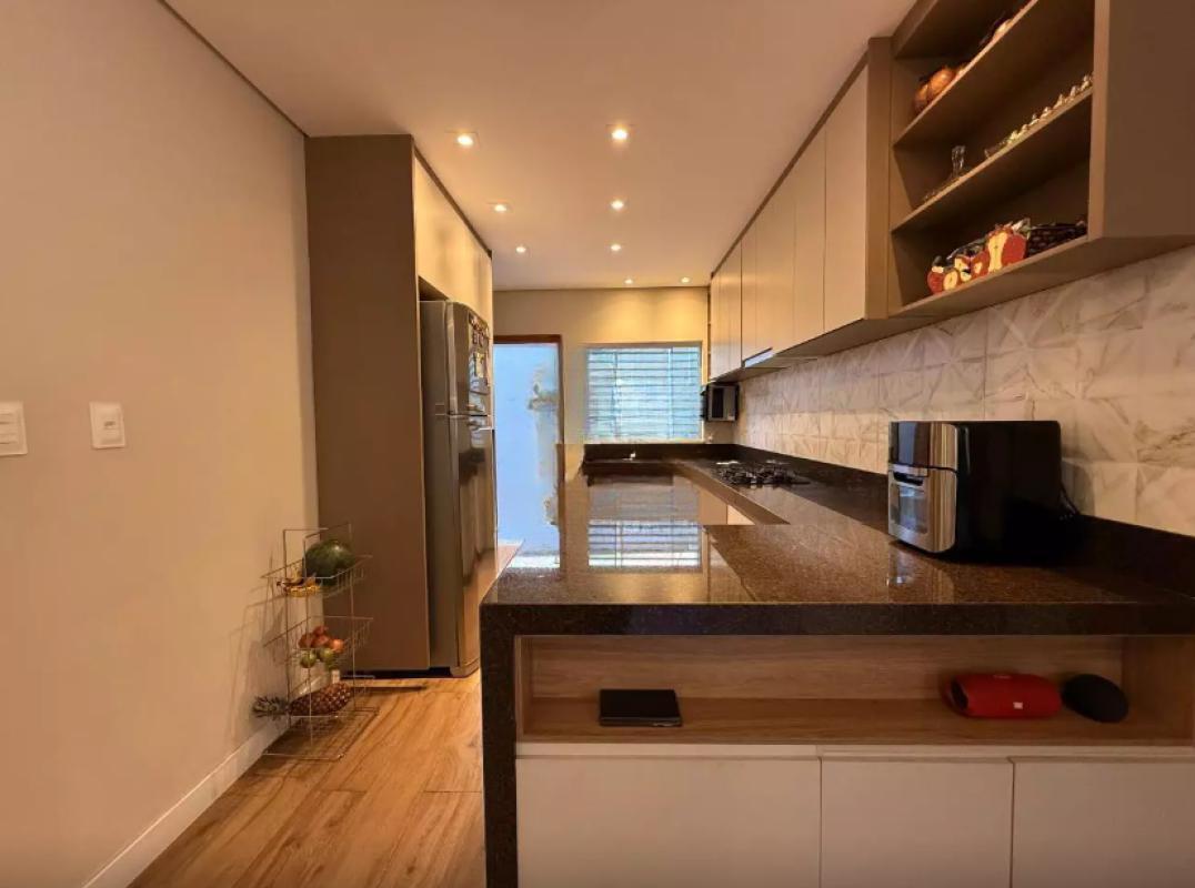 Casa, Serrano, 4 Quartos, 4 Vagas, 1 Suíte