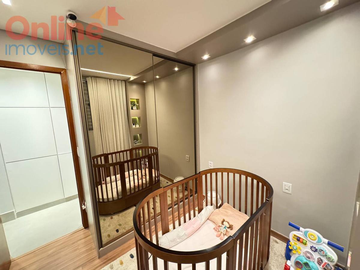 Apartamento, Castelo, 3 Quartos, 0 Vaga, 1 Suíte