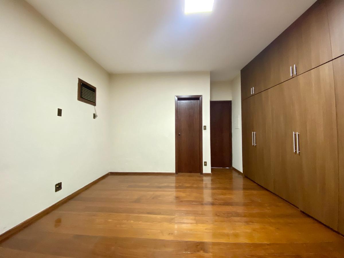 Casa, Bandeirantes (pampulha), 4 Quartos, 10 Vagas, 1 Suíte